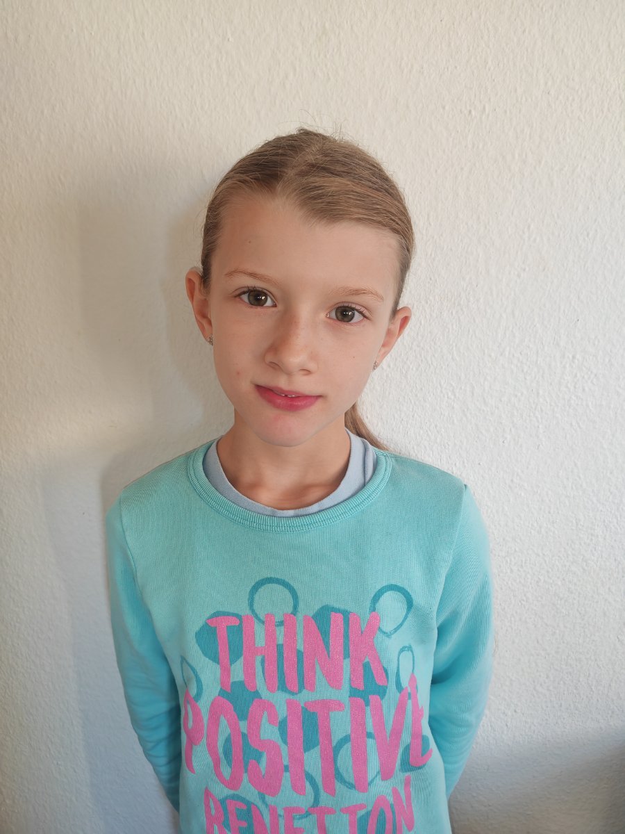 Leila  Giess